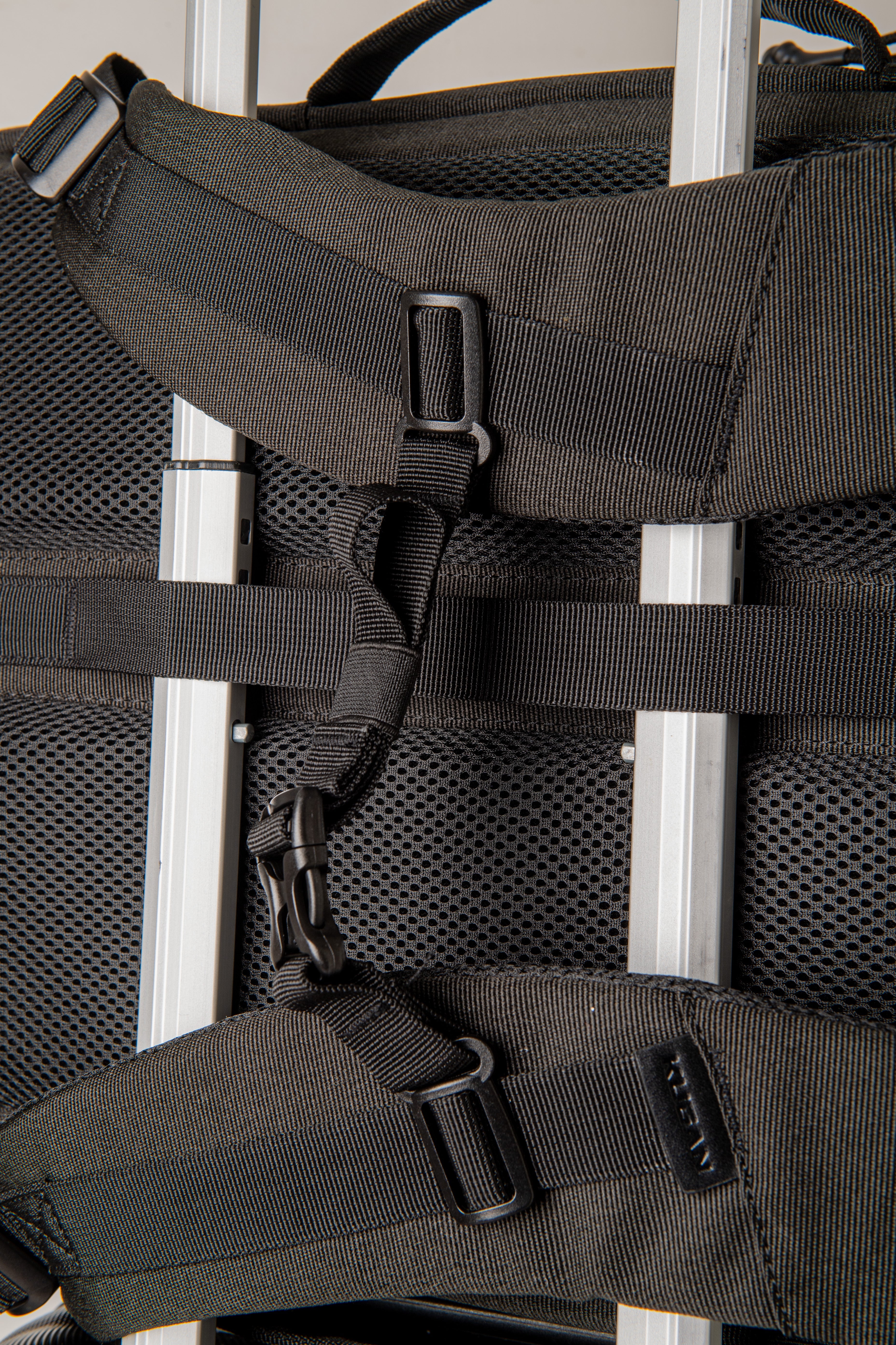 Mochila Traveler Carbon Black