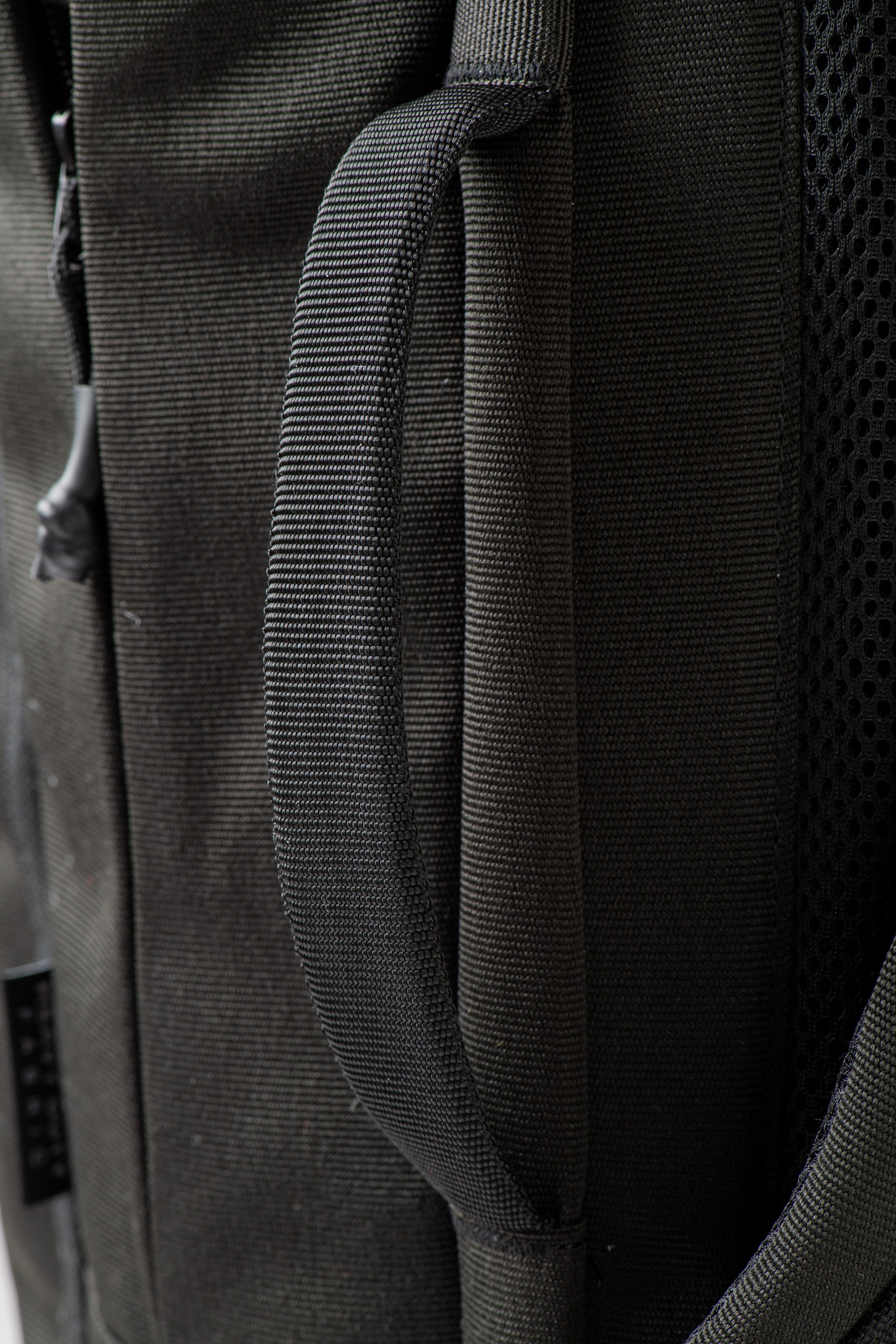 Mochila Traveler Carbon Black