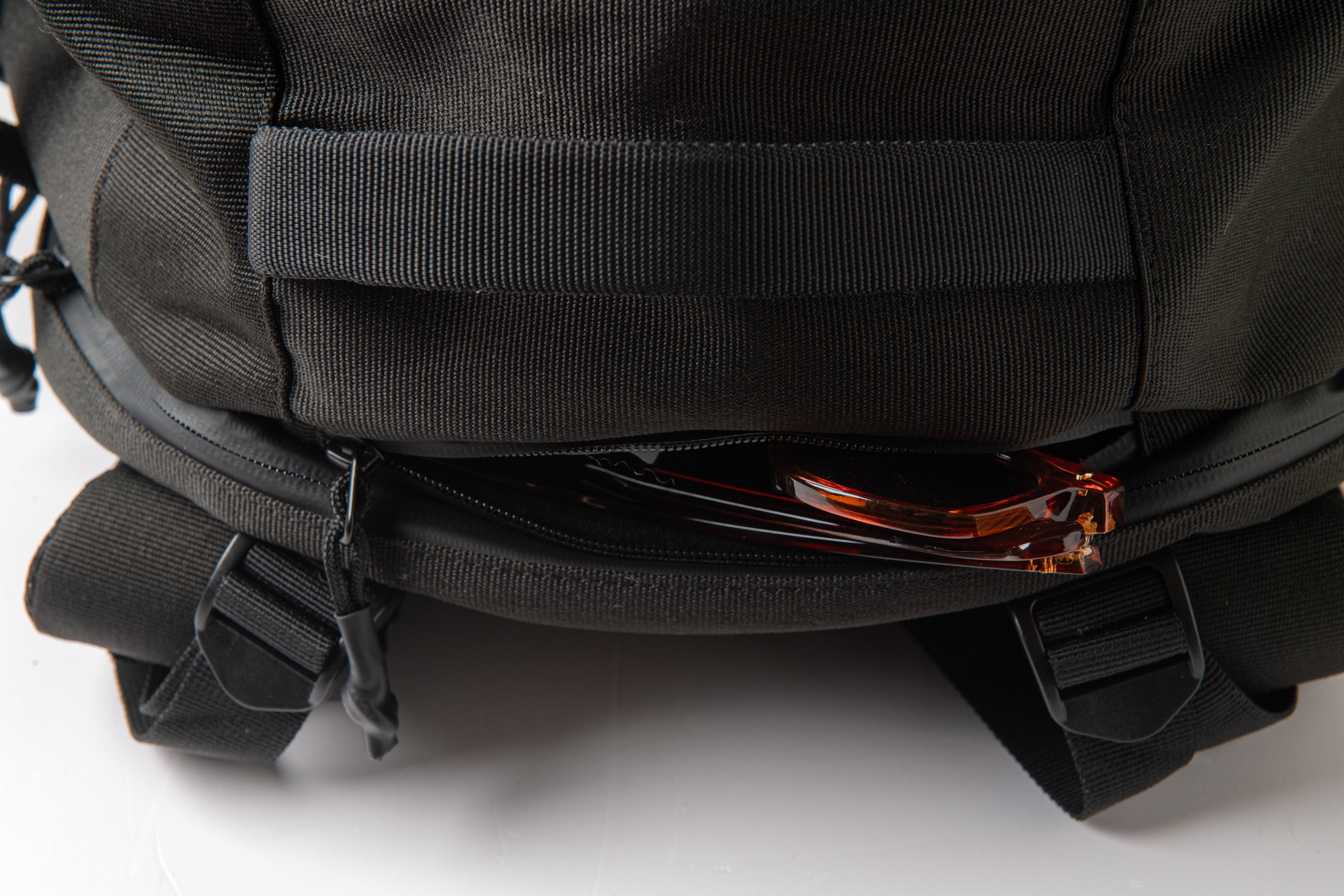 Mochila Traveler Carbon Black